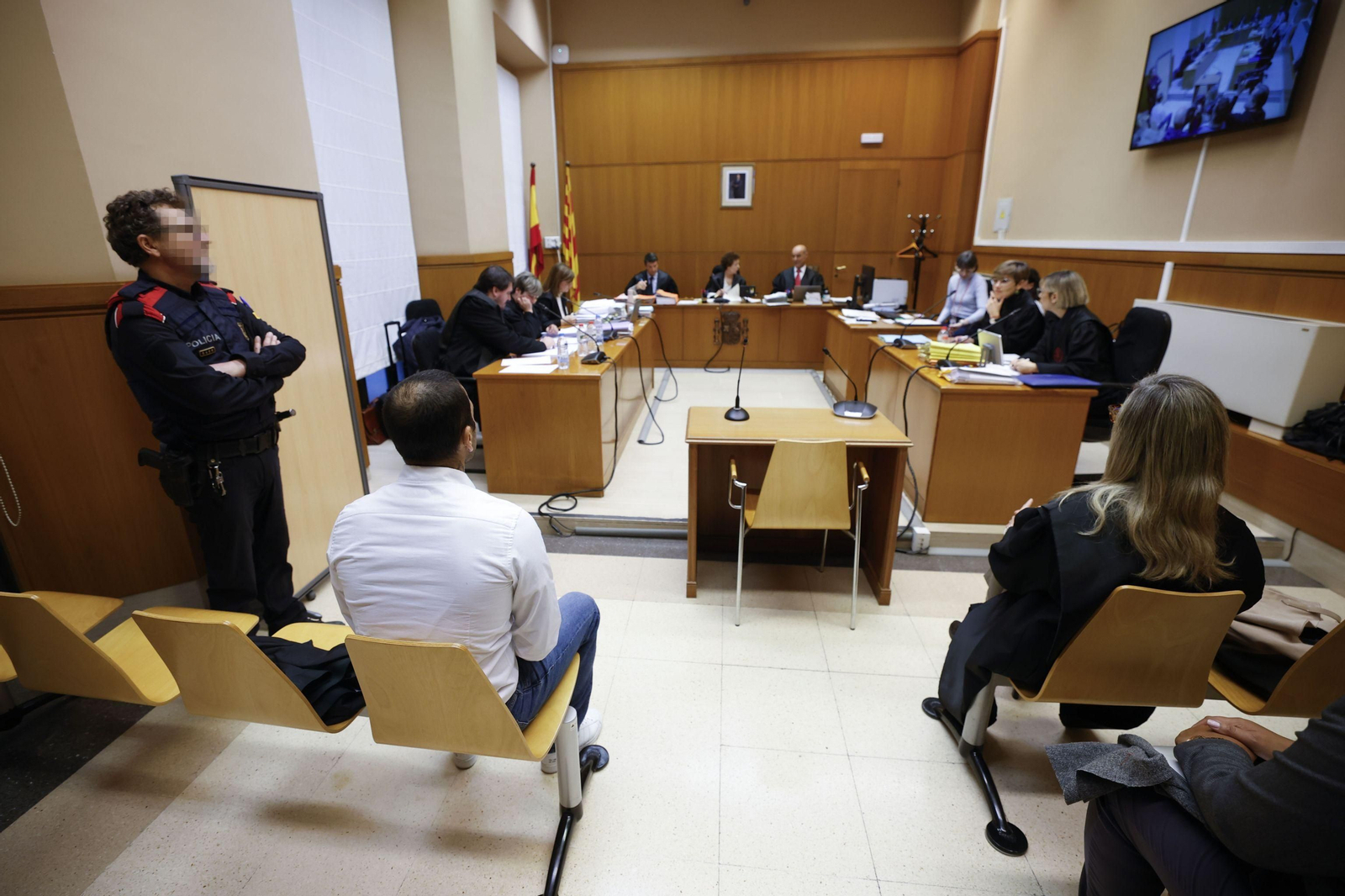 Las fotos de Dani Alves en el juicio por presunta violación