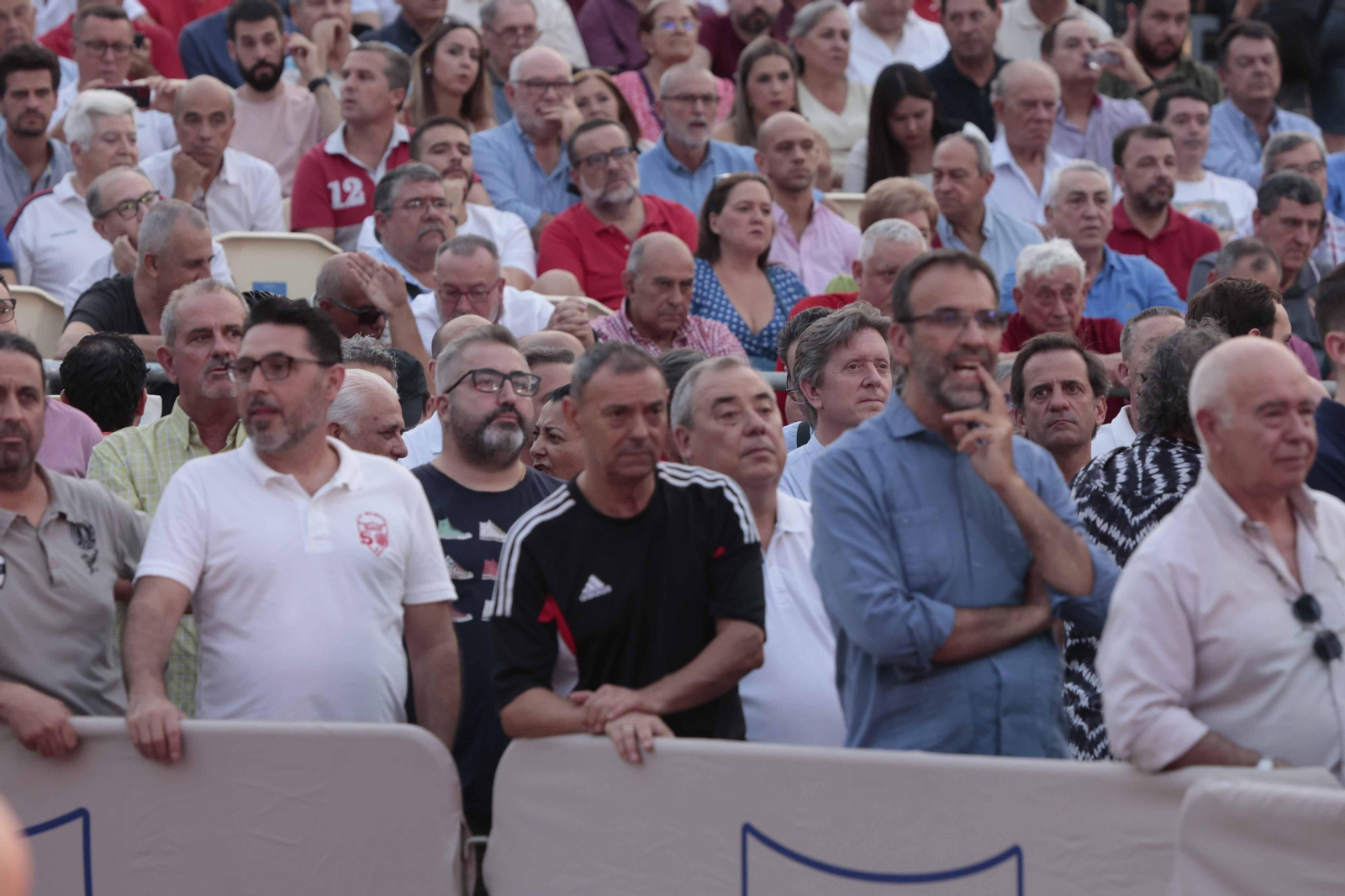 Búscate en las fotos del acto Fieles de Nervión