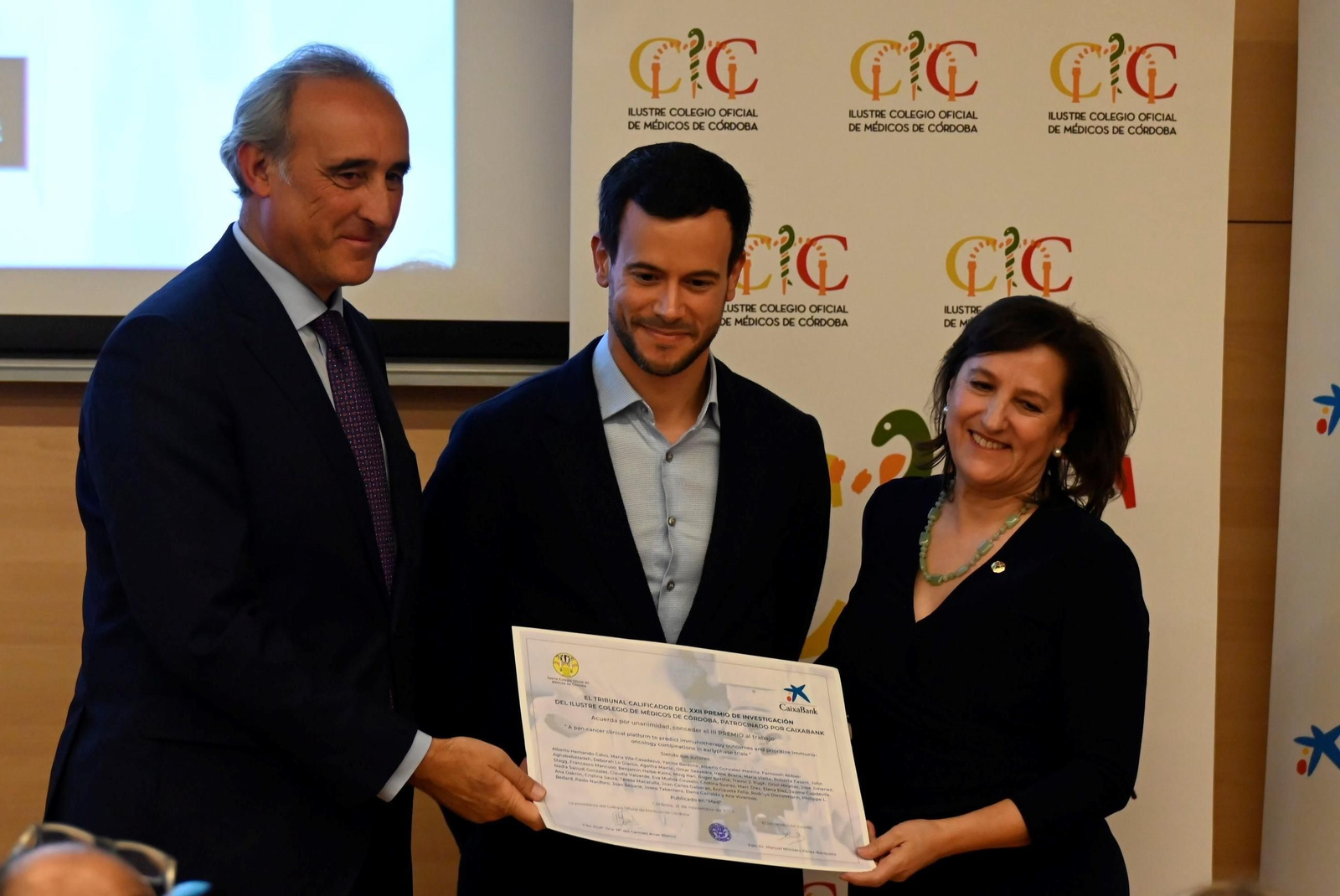 La entrega de los Premios de Investigación del Colegio de Médicos de Córdoba, en imágenes