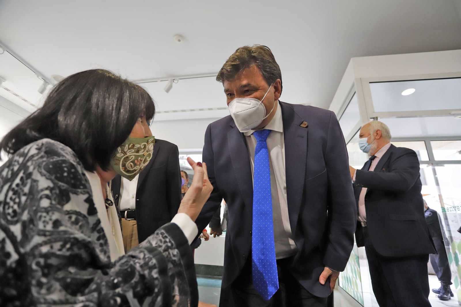 Exposición fotográfica las Caras de Huelva en Caja Rural del Sur