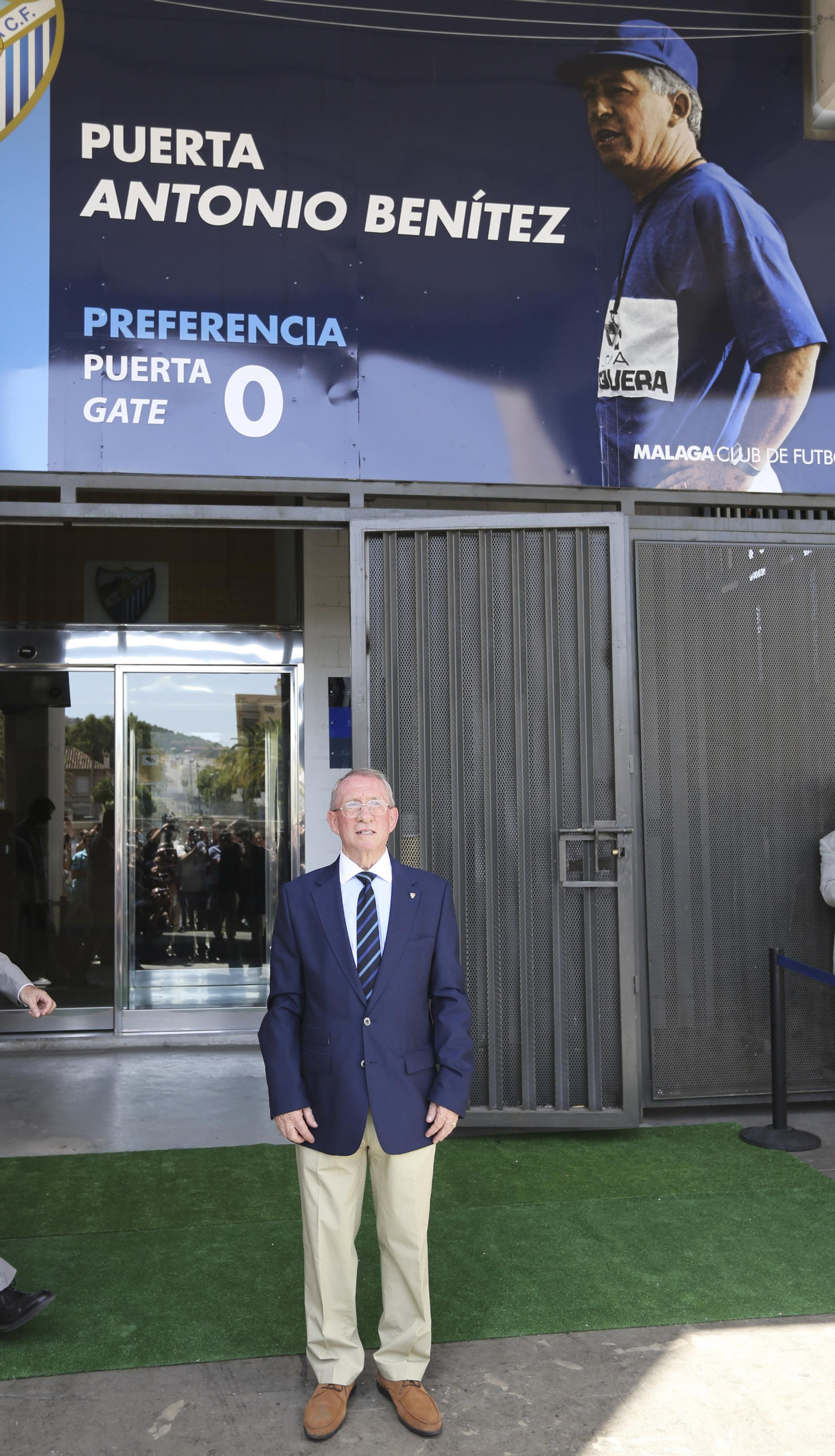 Antonio Benítez, una vida de blanquiazul