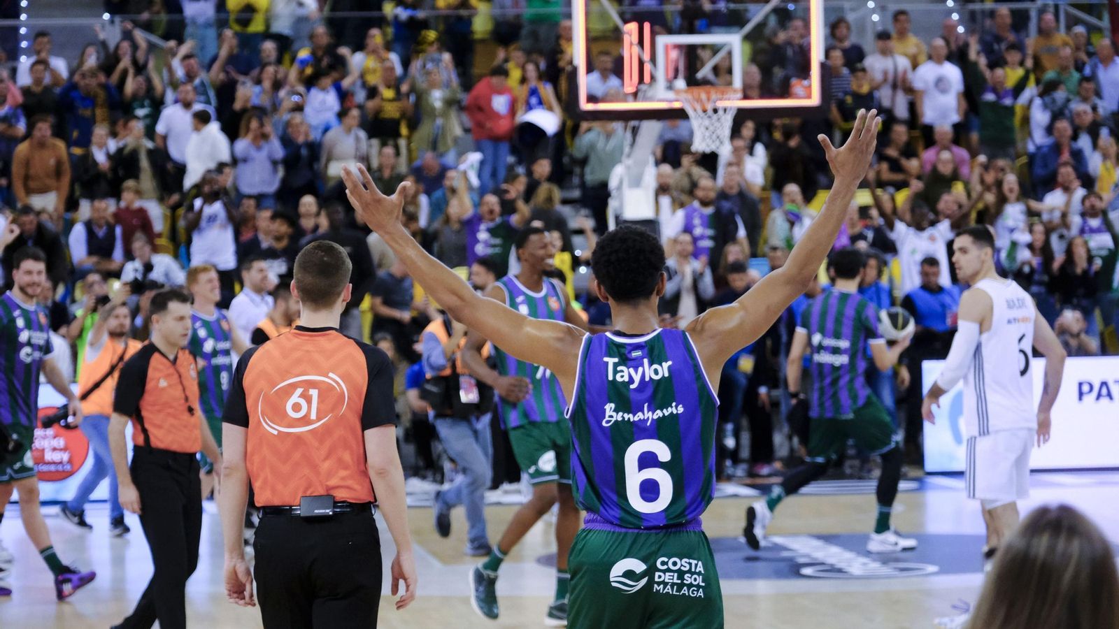 El Unicaja, campeón de Copa: Todas las imágenes del partido, la fiesta y la llegada a Málaga