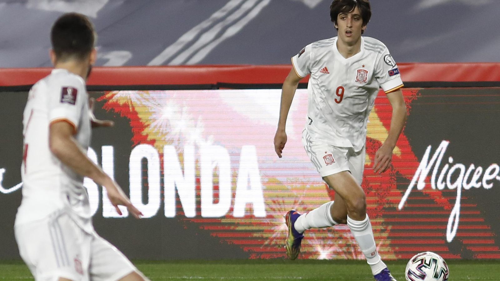 Bryan Gil le dio otro aire al ataque de España desde su entrada.