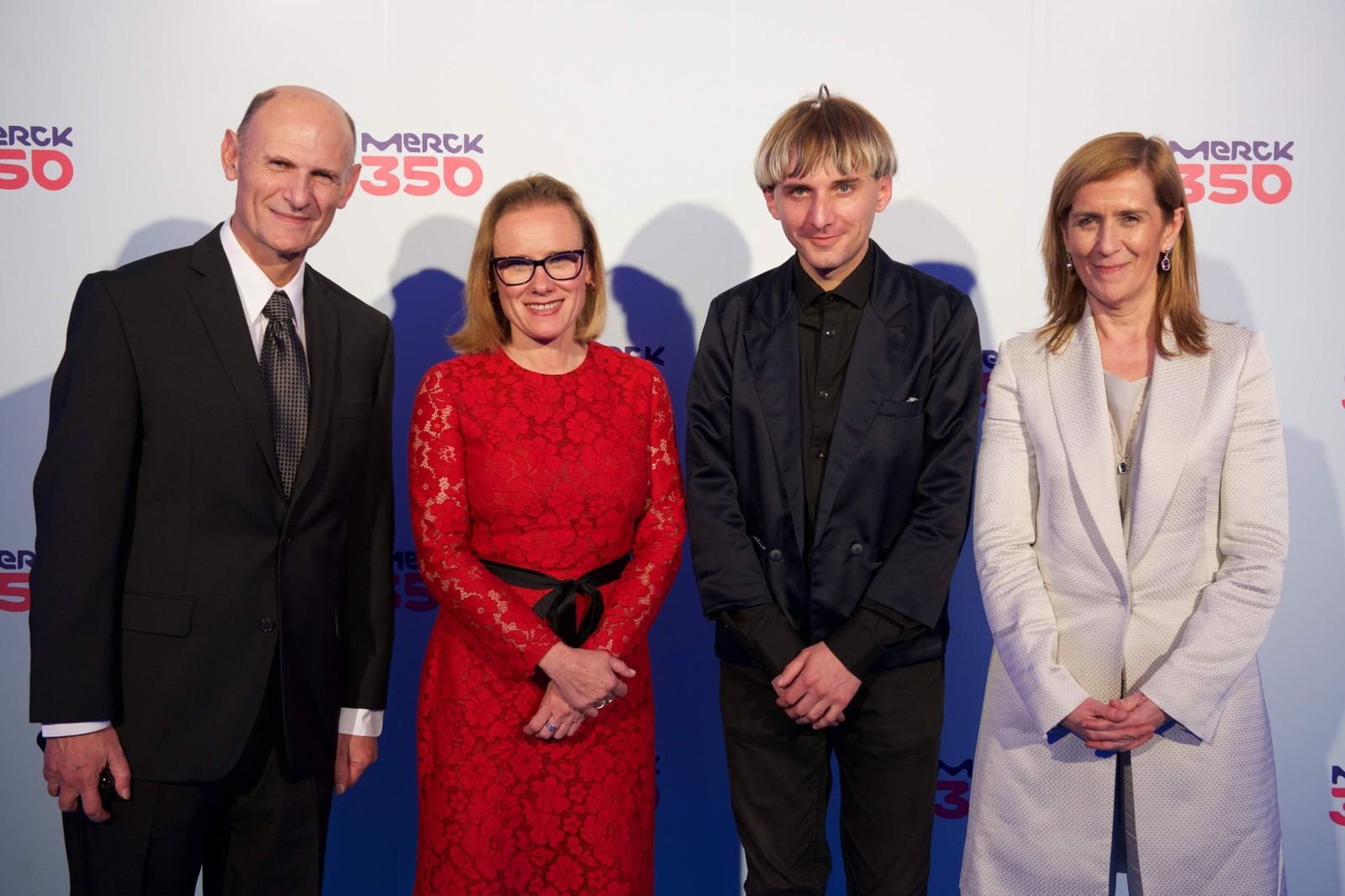 Juan Carlos Izpisúa, del Instituto Salk; Belén Garijo, CEO de Merck Healthcare; Neil Harbisson, artista ciborg, y Marieta Jiménez, directora de Merck España.