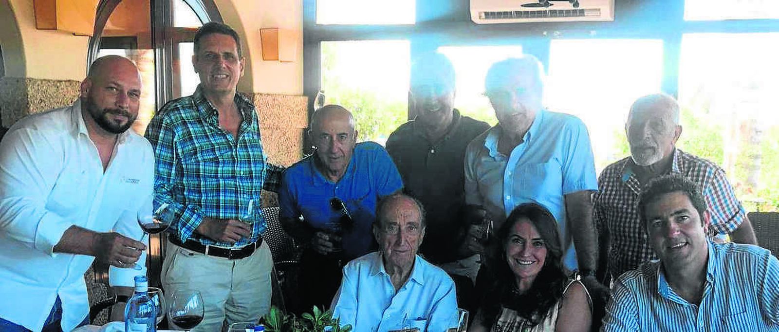 Alejandro Vega, José Sánchez, Juan Alcaraz,Javier García, Miguel Cueto, José María González, Jaime González- Gordon, Carmen de los Reyes y David Gimeno.