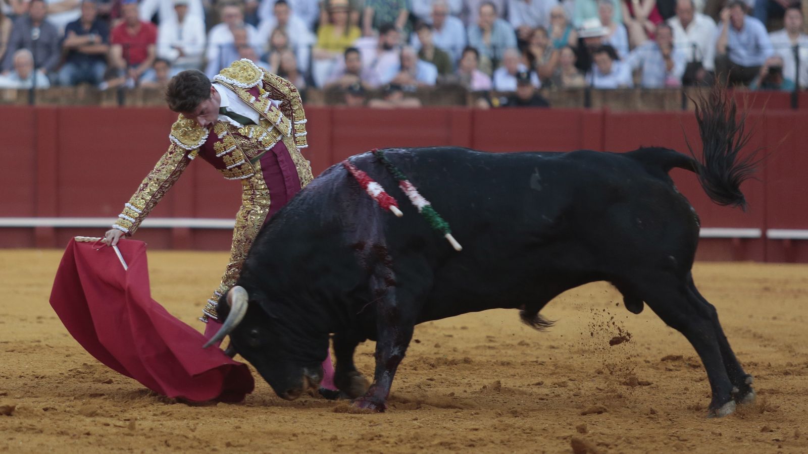 Las imágenes de la tercera de abono en La Maestranza
