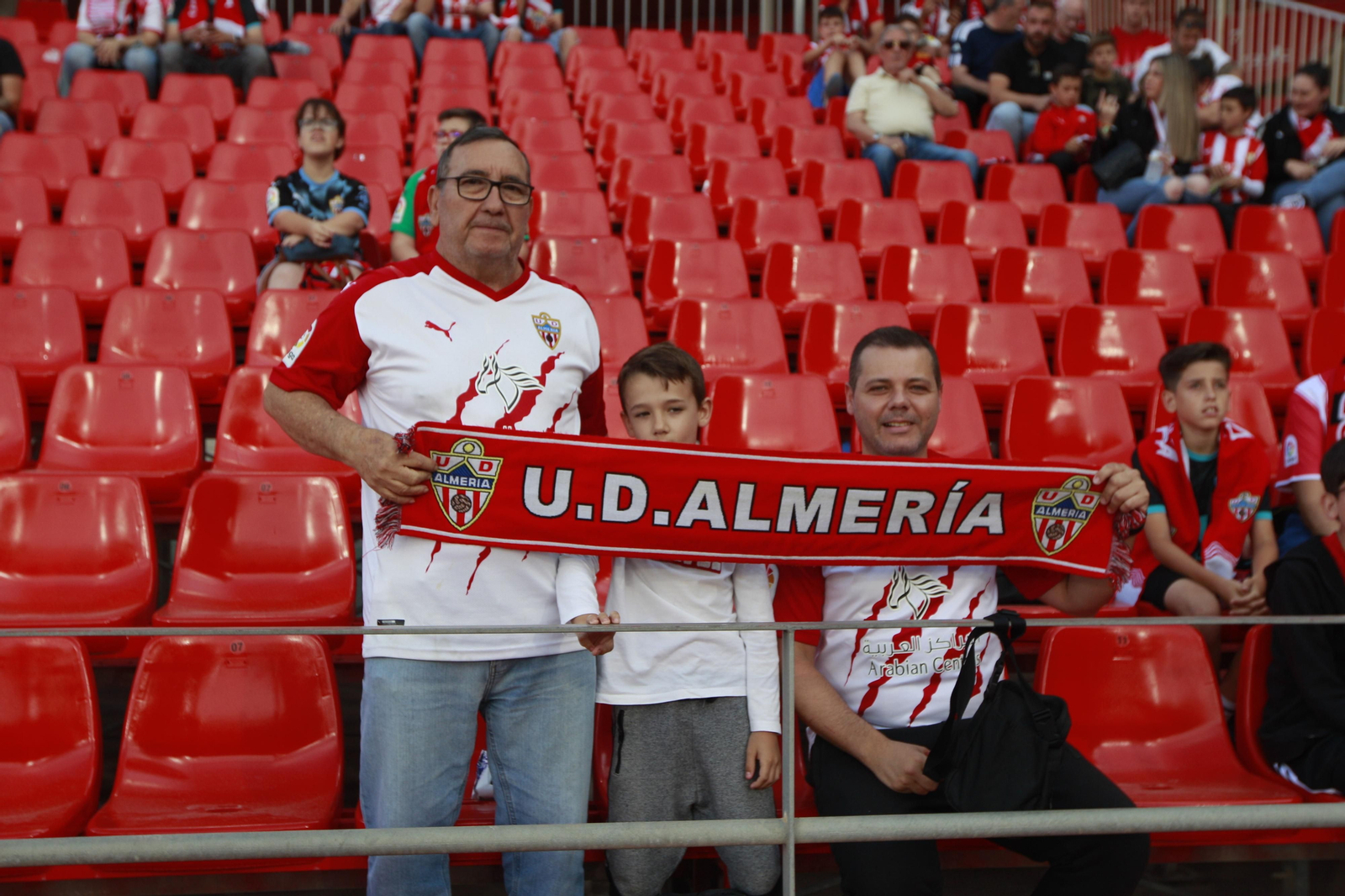 Imágenes del partido U.D. Almería-Real Valladolid C.F.