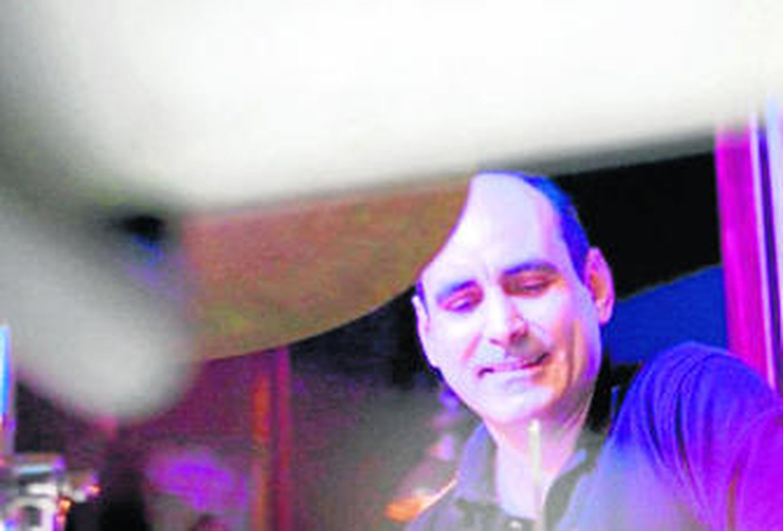 "Mi primera batería era de cubos de pintura"