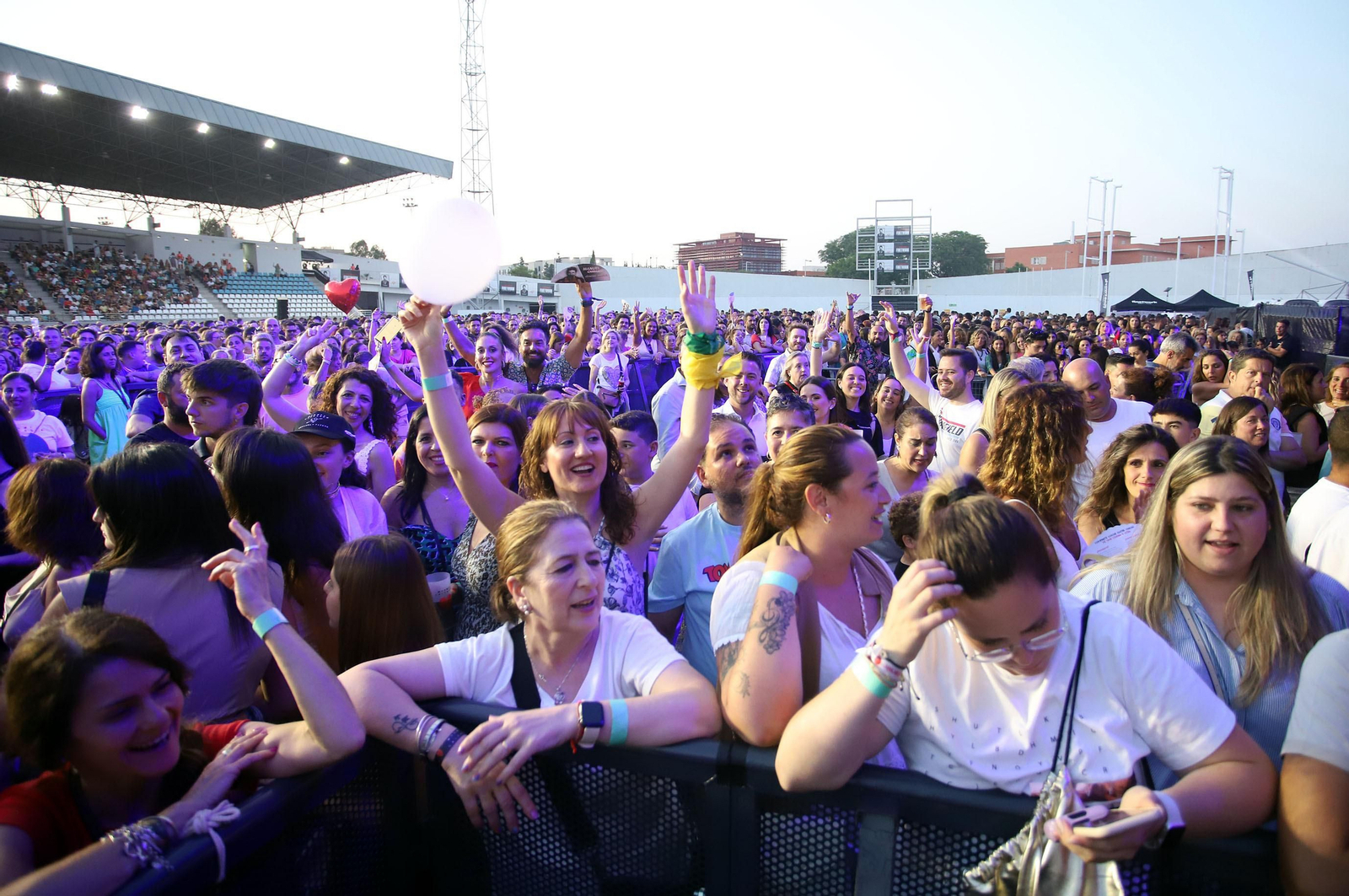 Las mejores imágenes de Manuel Carrasco en su concierto en Huelva