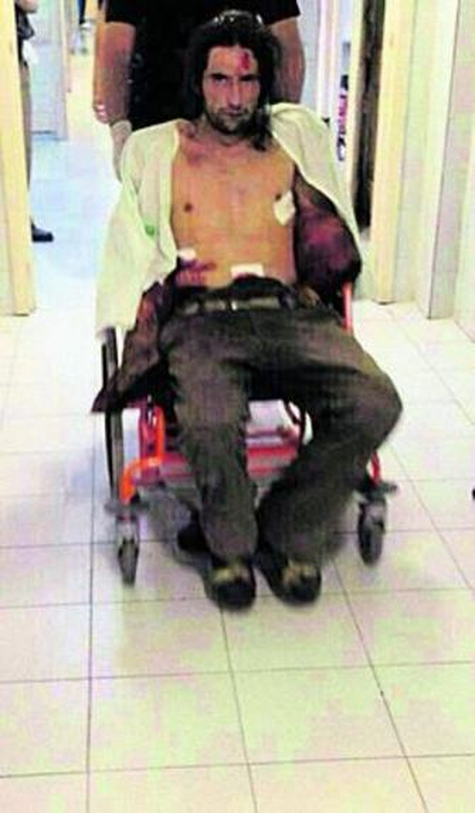 Stefan Reinert tras apuñalar al agente malagueño.