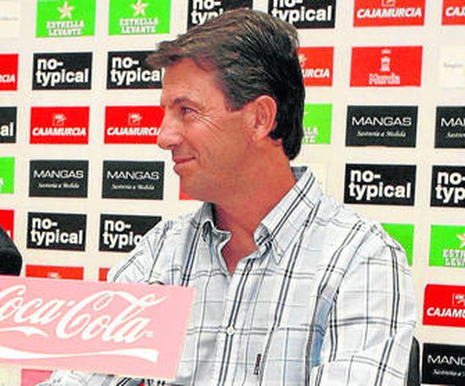 Jose González, entrenador del Murcia, el próximo rival del Cádiz.