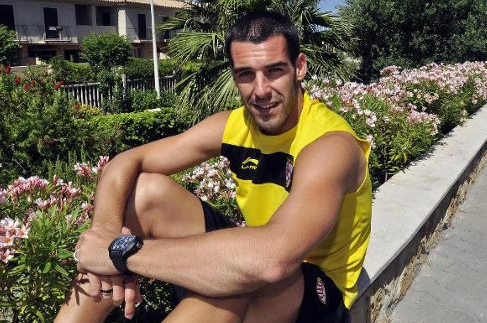 Negredo: "Se acabó el culebrón: soy cien por cien del Sevilla"