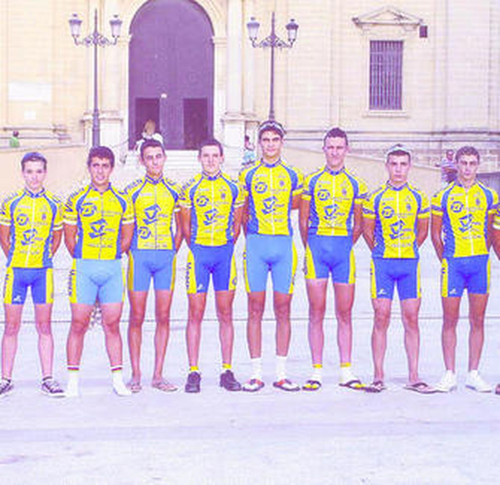 Imagen de los ciclistas del Vipren-Zona Franca de esta temporada.