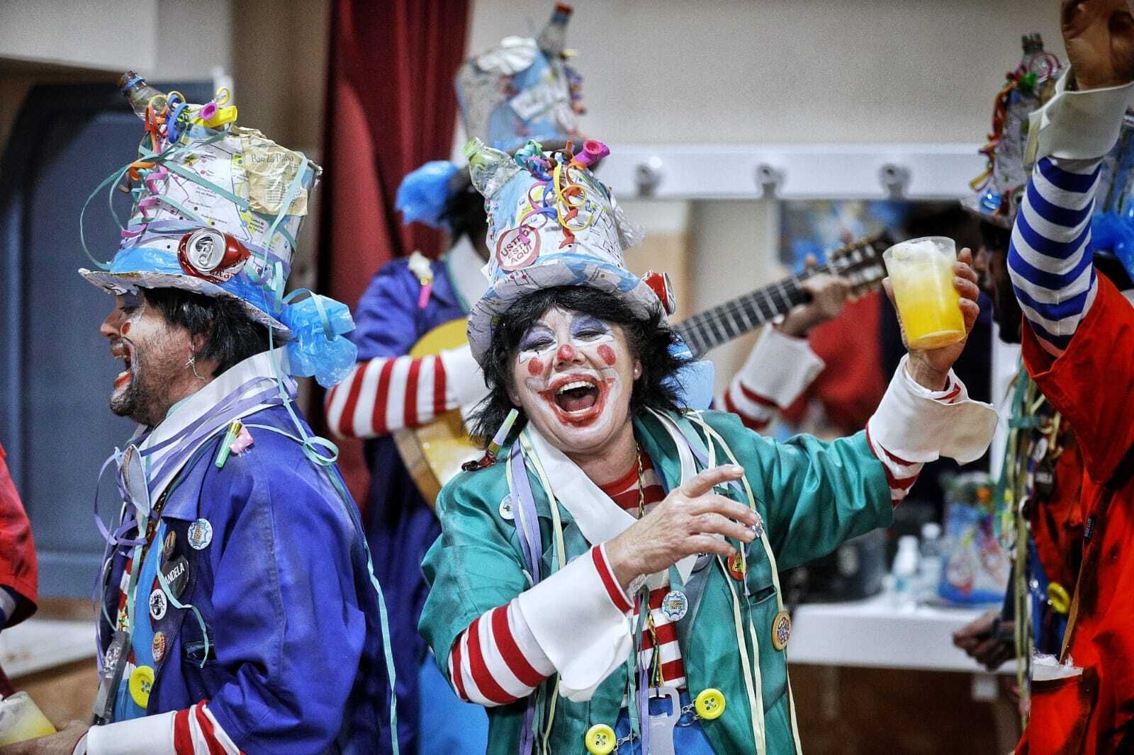 Chirigota 'Amo escuchá (chirigota callejera)'