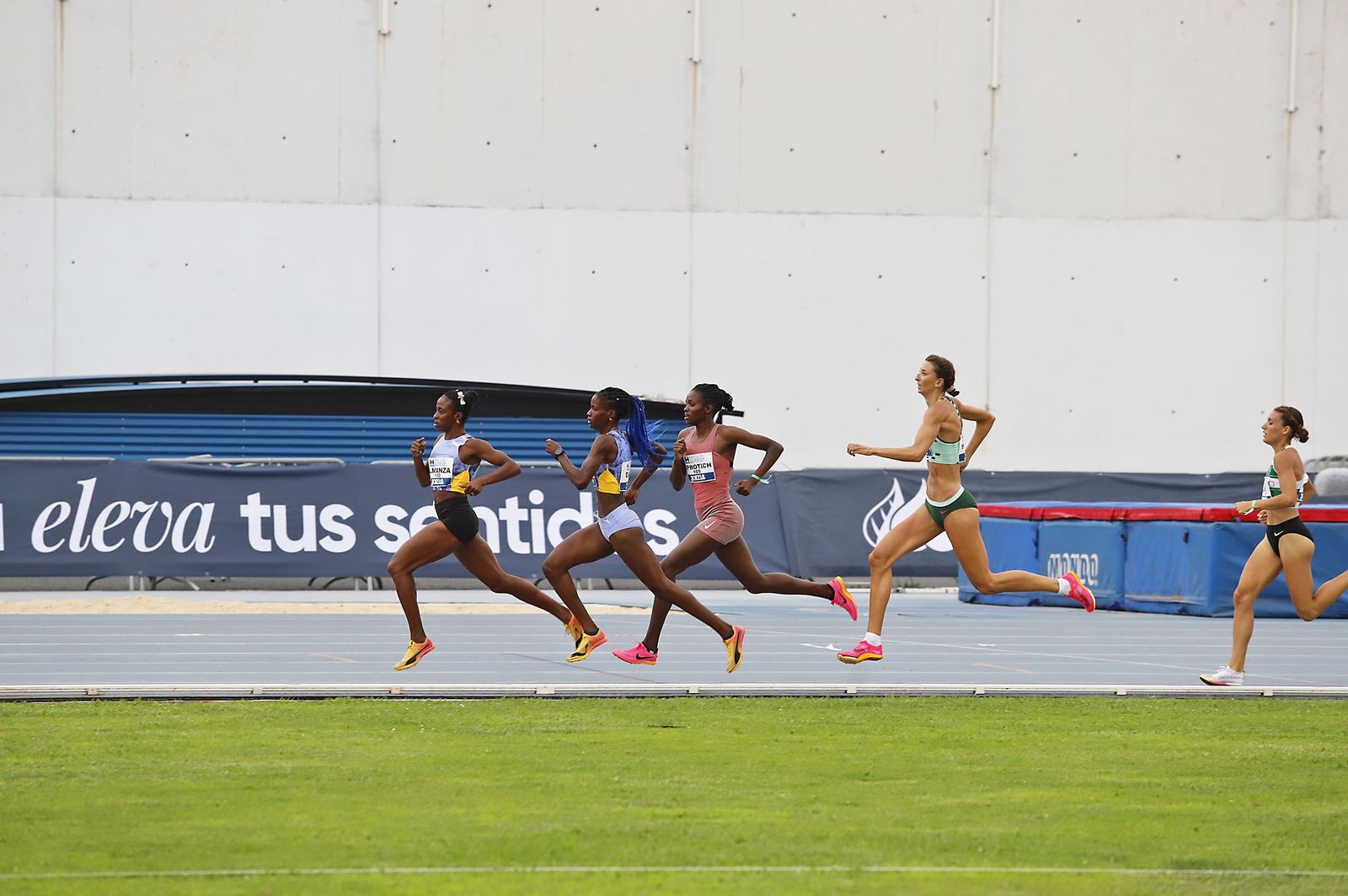 Imágenes del XIII Meeting Iberoamericano de atletismo de Huelva