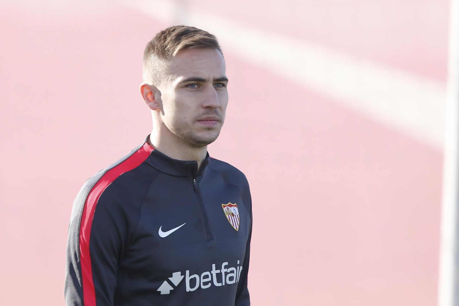 Marko Rog, en el entrenamiento del Sevilla FC