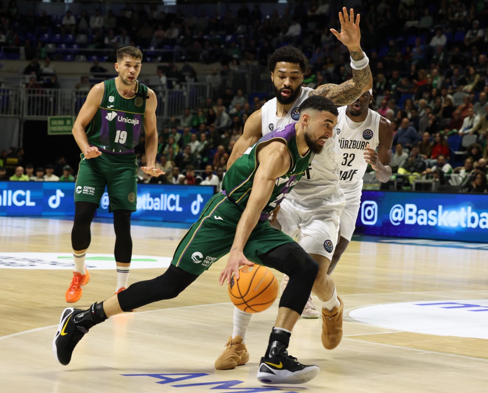 Las fotos del Unicaja - Wurzburg de BCL