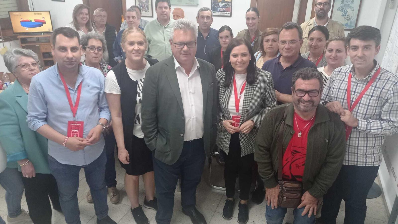 Esteban Morales y su equipo, en la noche electoral. Esteban Morales y su equipo, en la noche electoral.