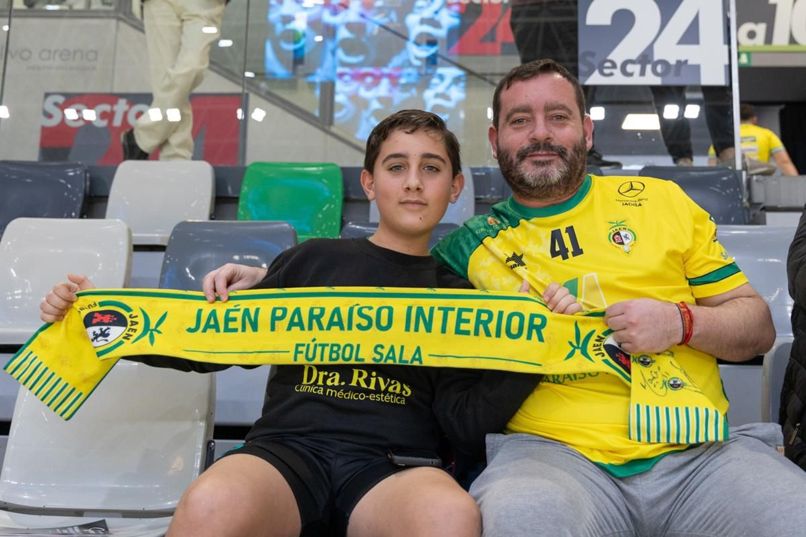 La goleada del Jaén Paraíso Interior FS ante el Viña Albali Valdepeñas, en imágenes