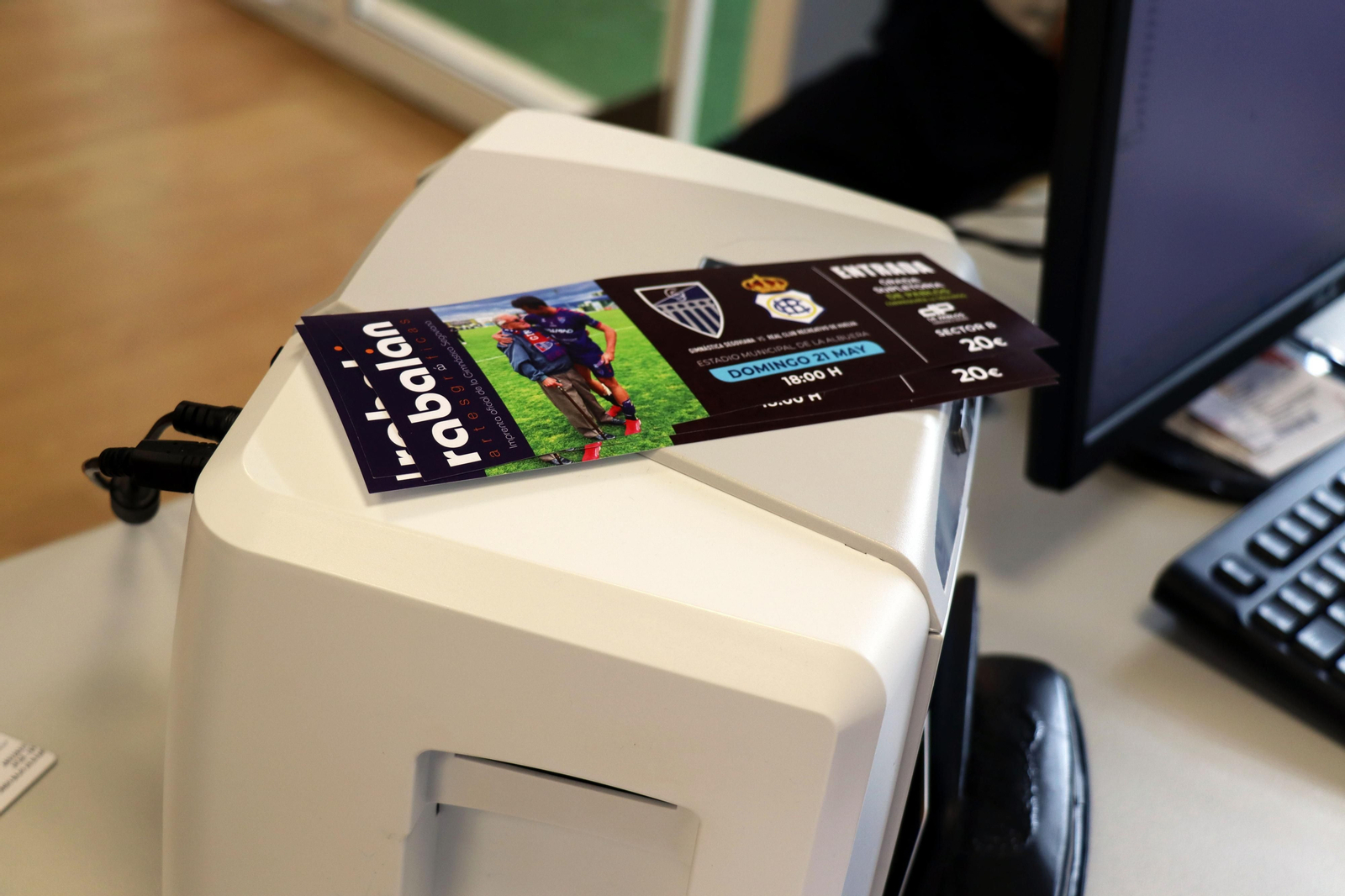 Las mejores imágenes de la venta de entradas para el partido Gimnástica Segoviana-Recreativo