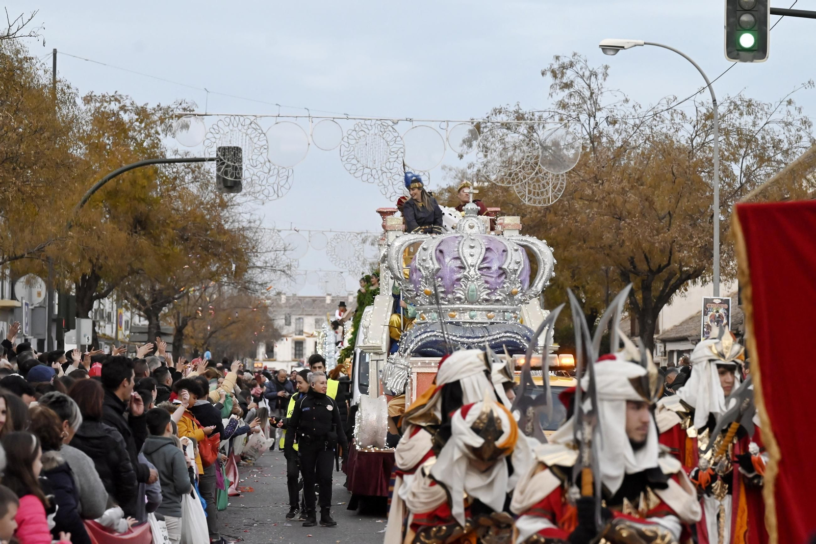 Las mejores fotos del inicio de la Cabalgata de Reyes Magos de Córdoba