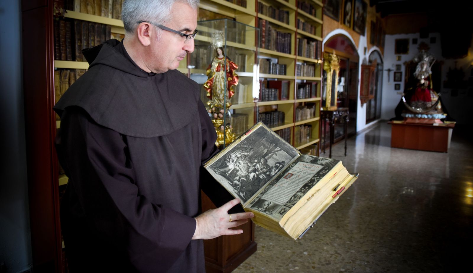 Imágenes de las nuevas piezas donadas para la exposición conventual, del Museo del Convento del Santo Ángel