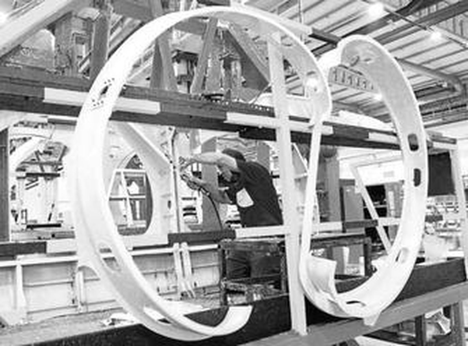 La industria aeronáutica de la provincia se verá beneficiada con la implantación en la UCA del grado en Ingeniería Aeronáutica.