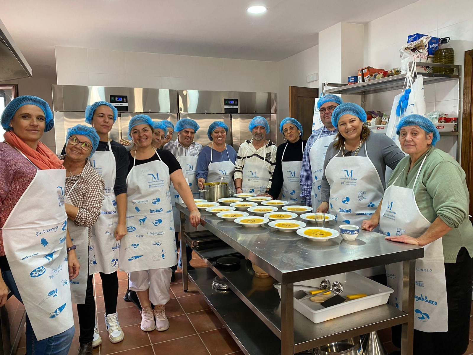 Participantes del taller de cocina de Benadalid.