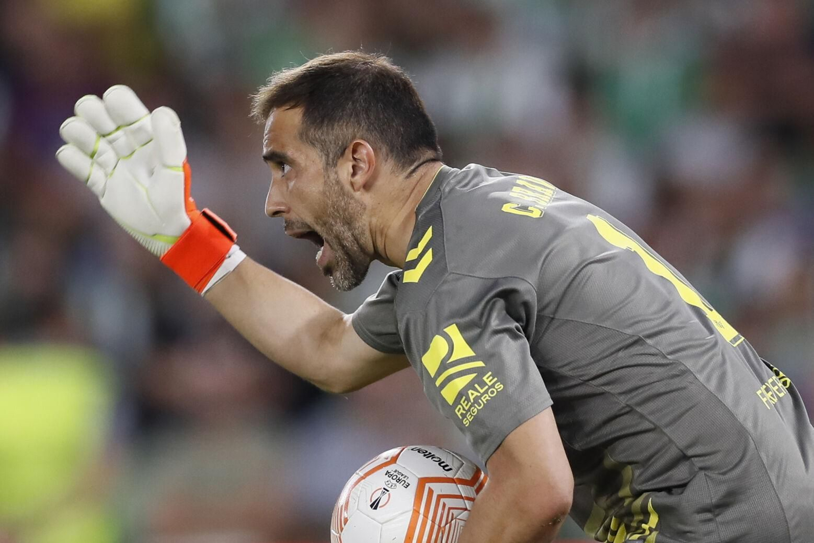 Claudio Bravo.