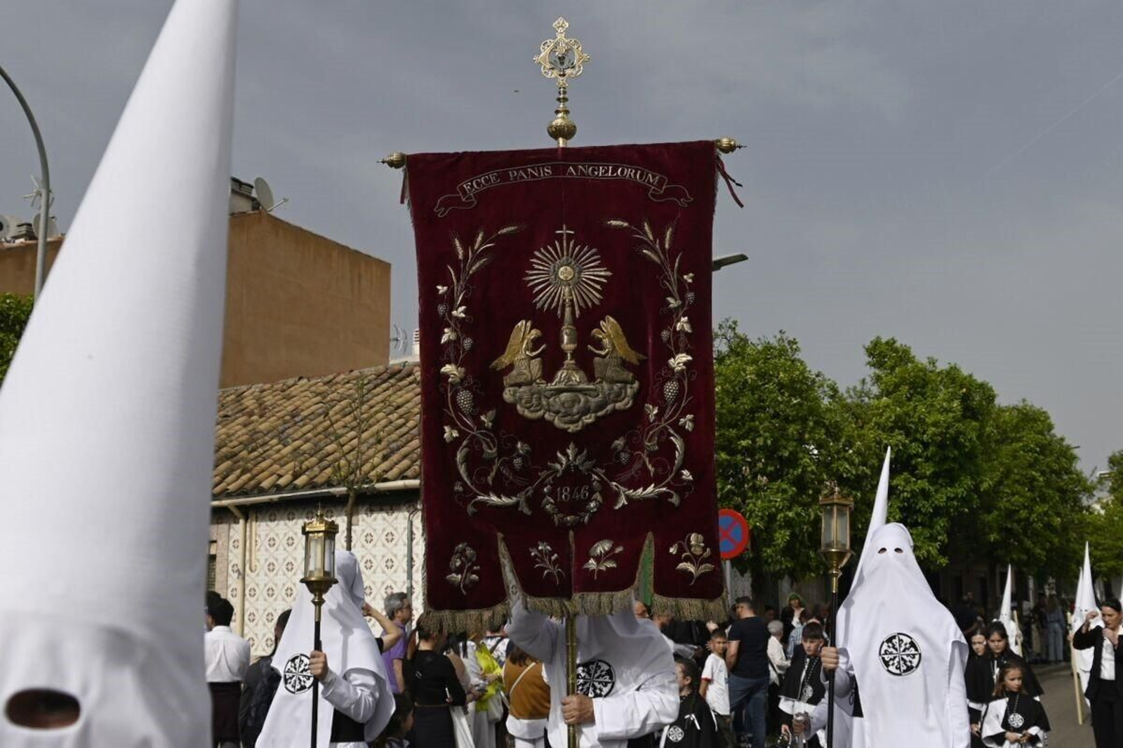 La procesión de la Presentación al Pueblo de Córdoba, en imágenes