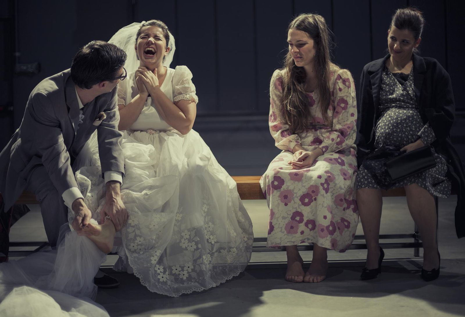 Una imagen de 'Todo el tiempo del mundo', de Pablo Messiez, un montaje que acoge el Teatro Central.