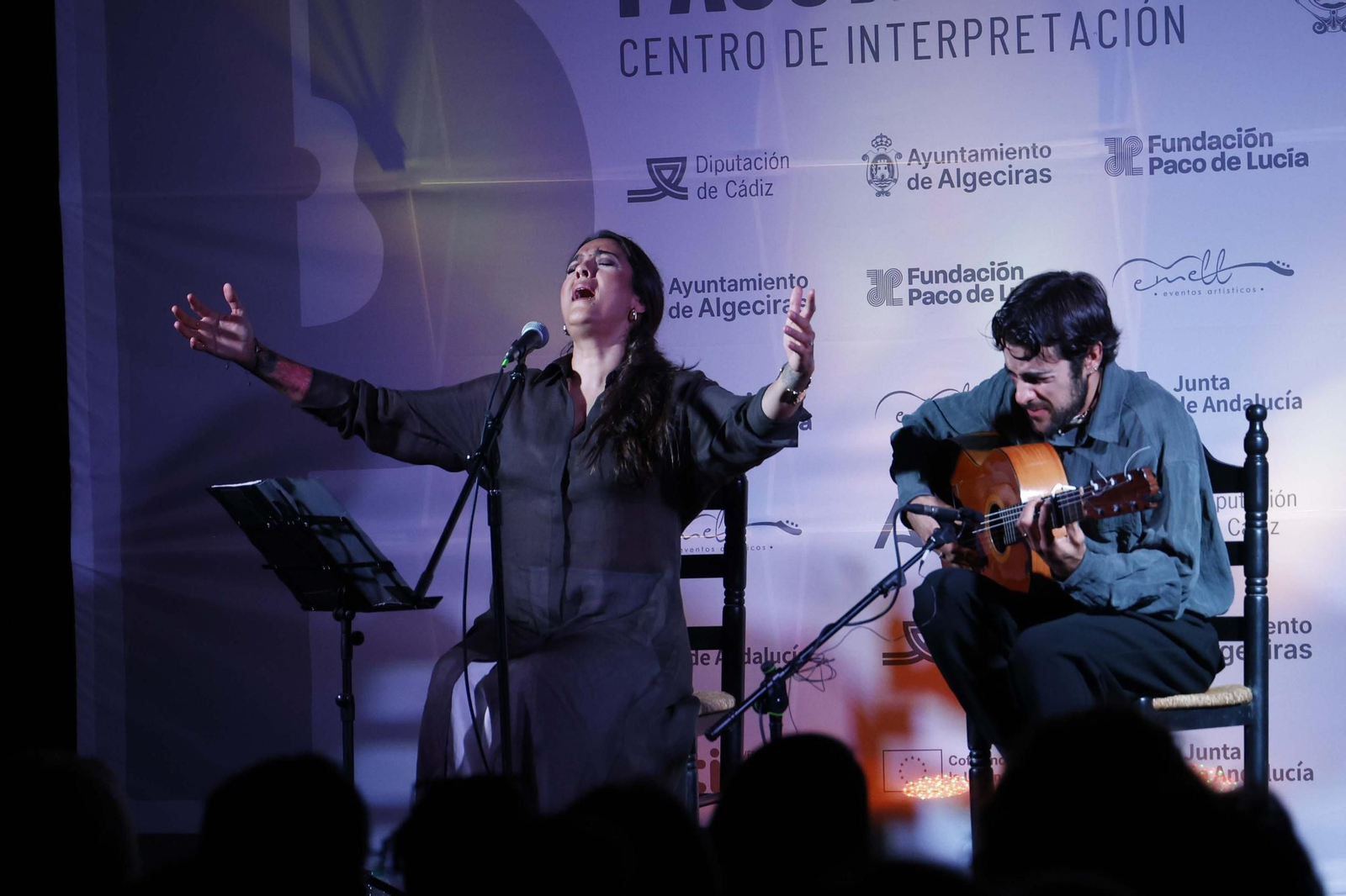 Fotos del concierto de Alba Molina y Victor Franco en el Centro de Paco de Lucía en Algeciras