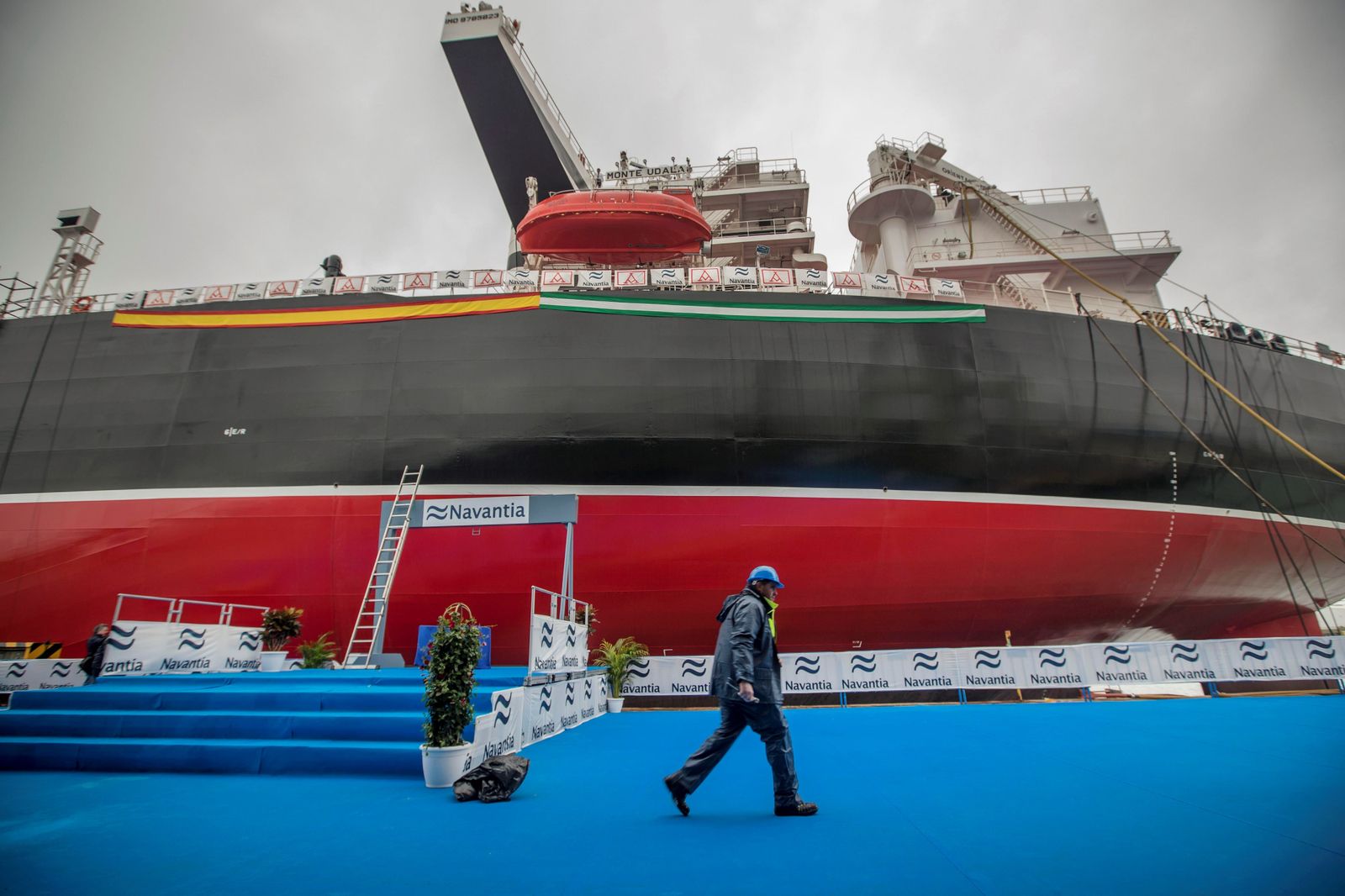 El Monte Udala es el primer petrolero construido en España.