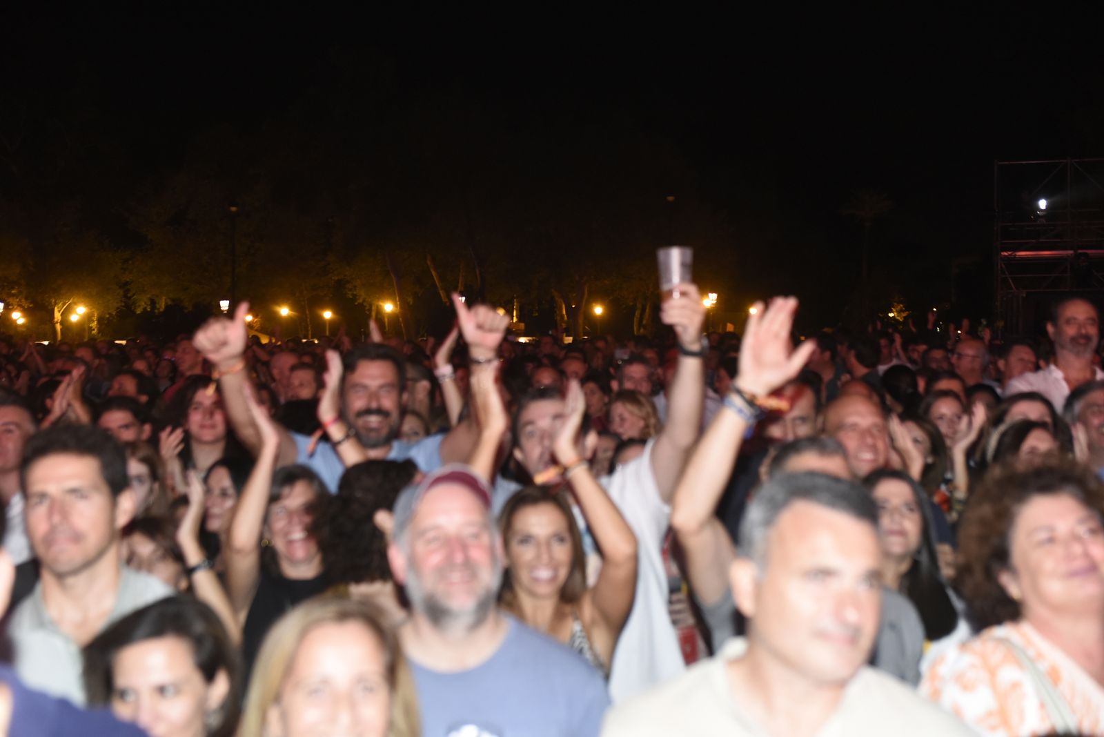 Búscate en el concierto de Seguridad Social y Hombres G de Icónica
