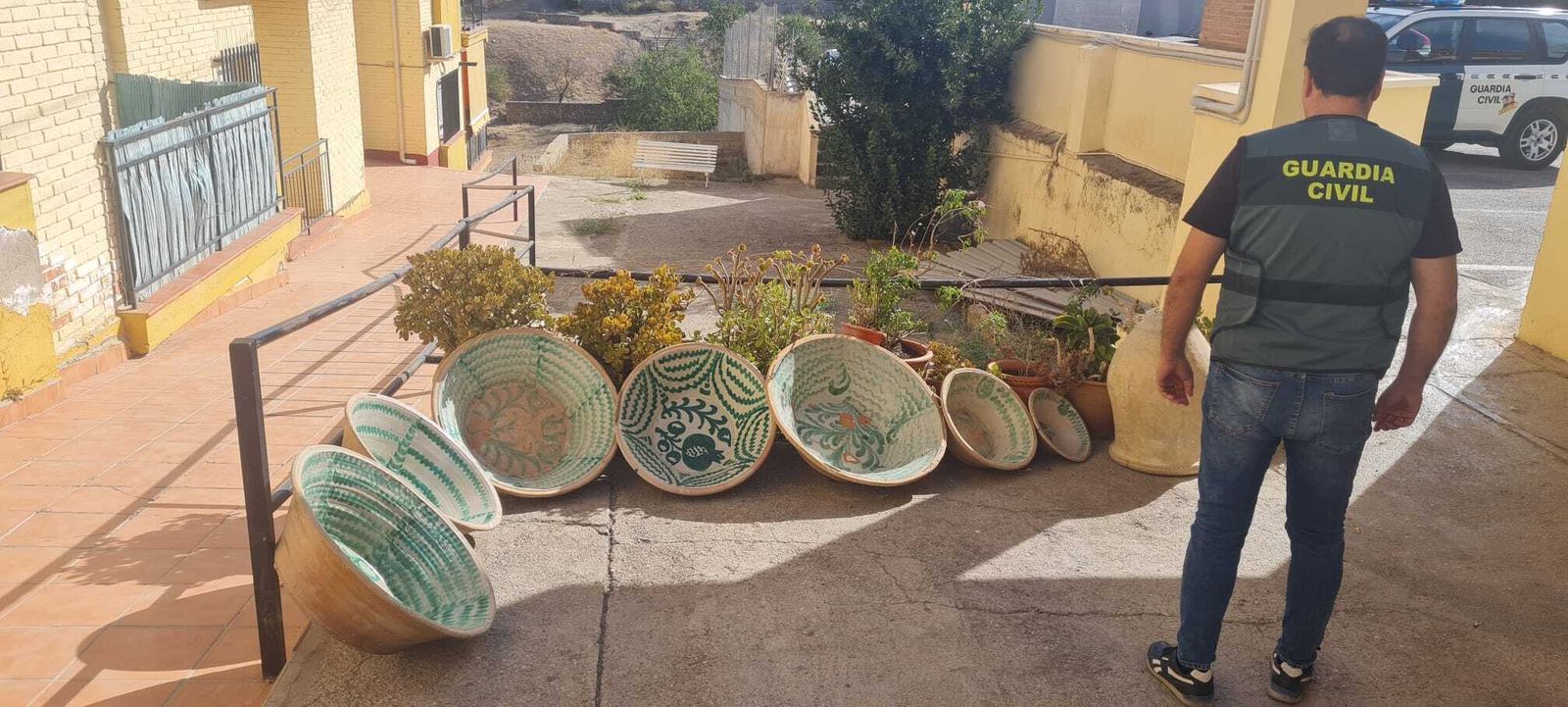 Parte del material incautado por la Guardia Civil