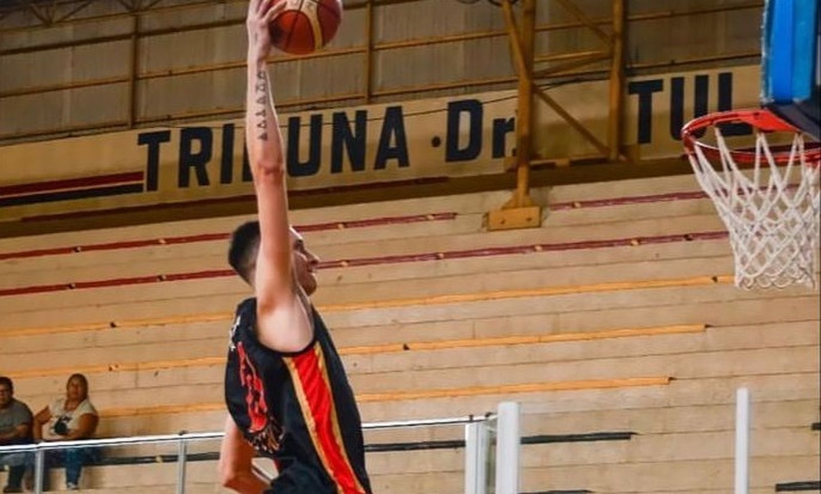 Maxi Andreatta, durante un partido en su club anterior.