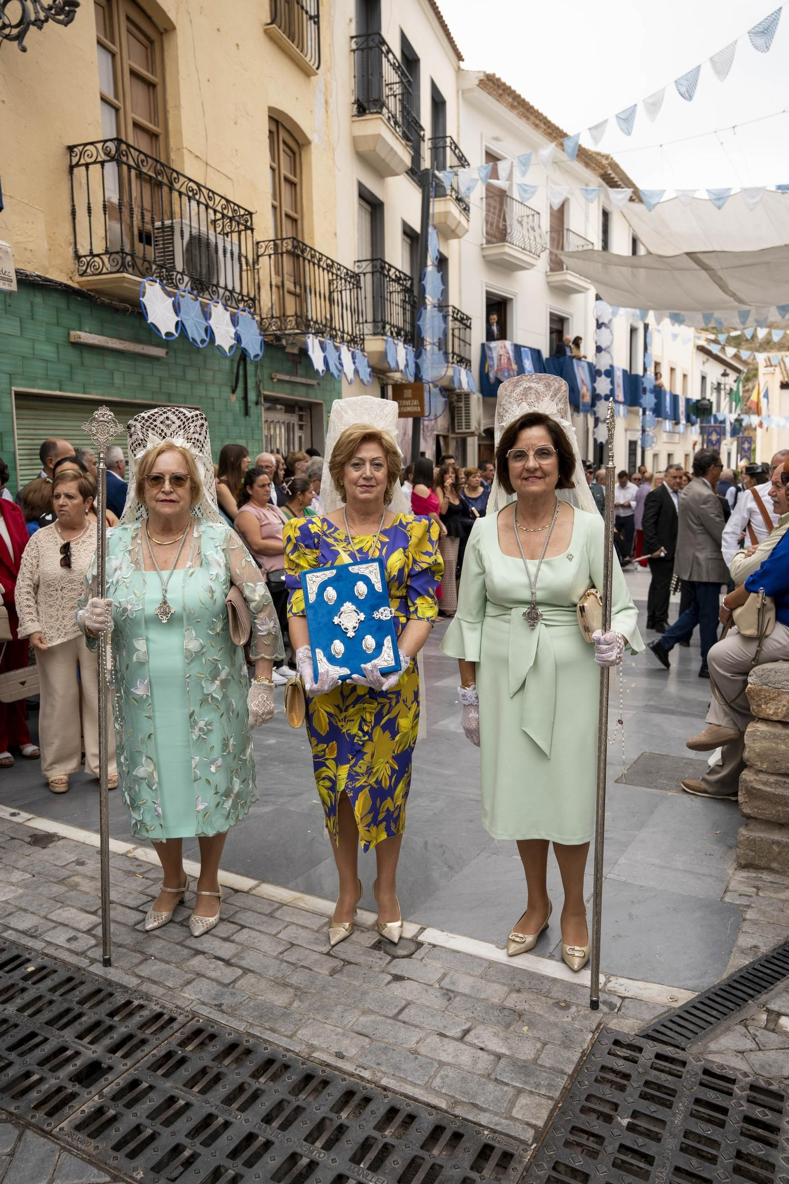 Las imágenes de la misa y procesión en Macael por las fiestas en honor a Nuestra Señora del Rosario