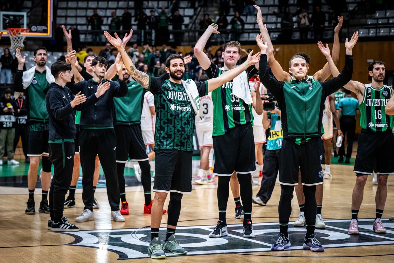 BCL: El Joventut pasa por encima del Chalon en el grupo del Unicaja (107-75)