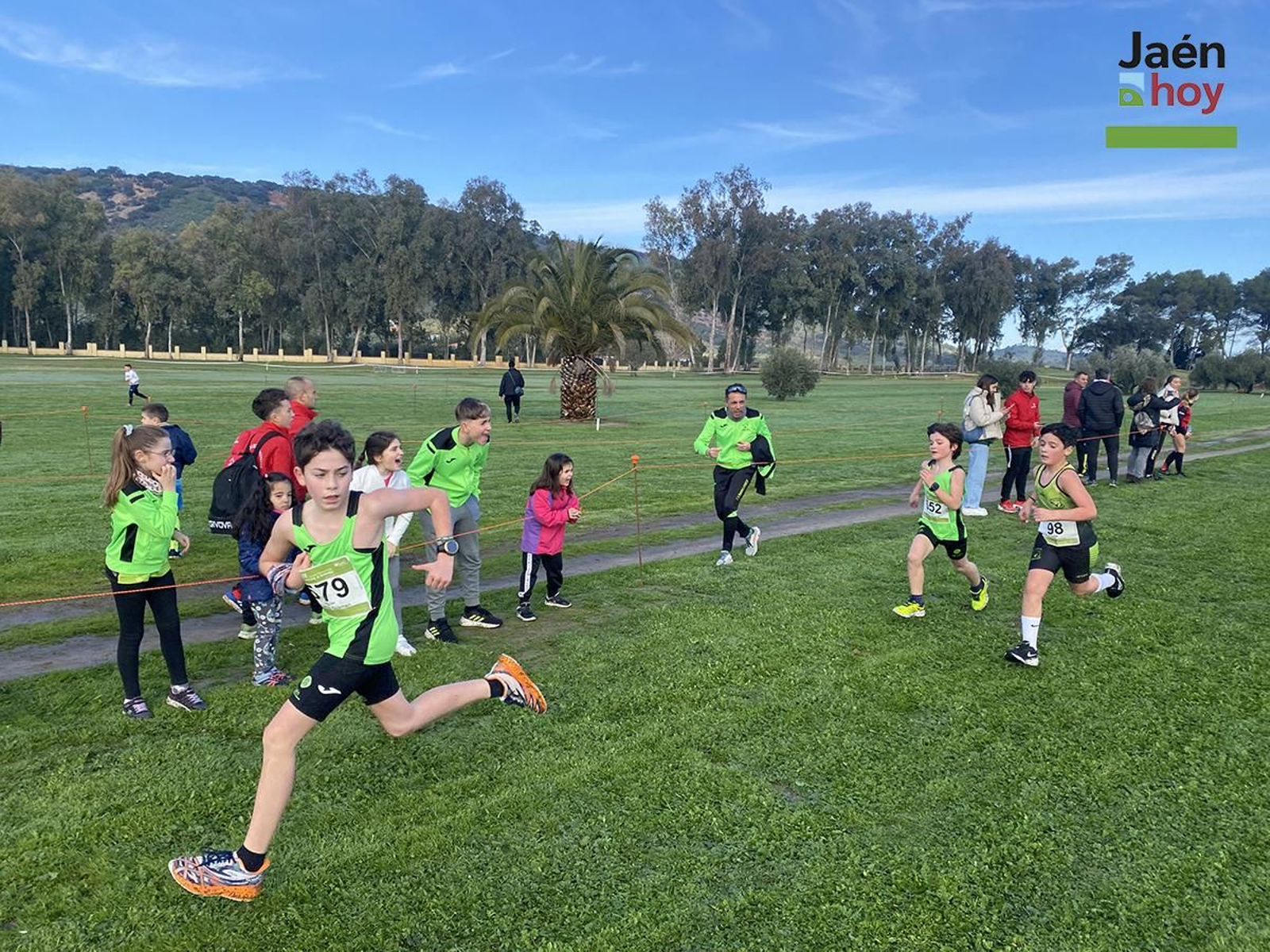 La carrera de La Garza de Linares en imágenes: búscate entre los asistentes