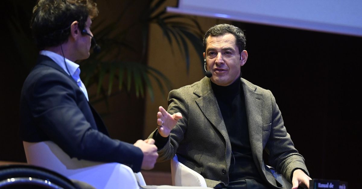 Juanma Moreno presenta en Córdoba su libro 'Manual de convivencia ...