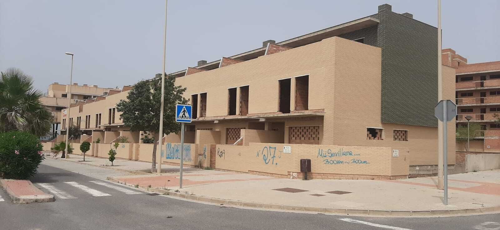 Vivienda que fue 'okupada' en El Ejido, propiedad de una inmobiliaria.