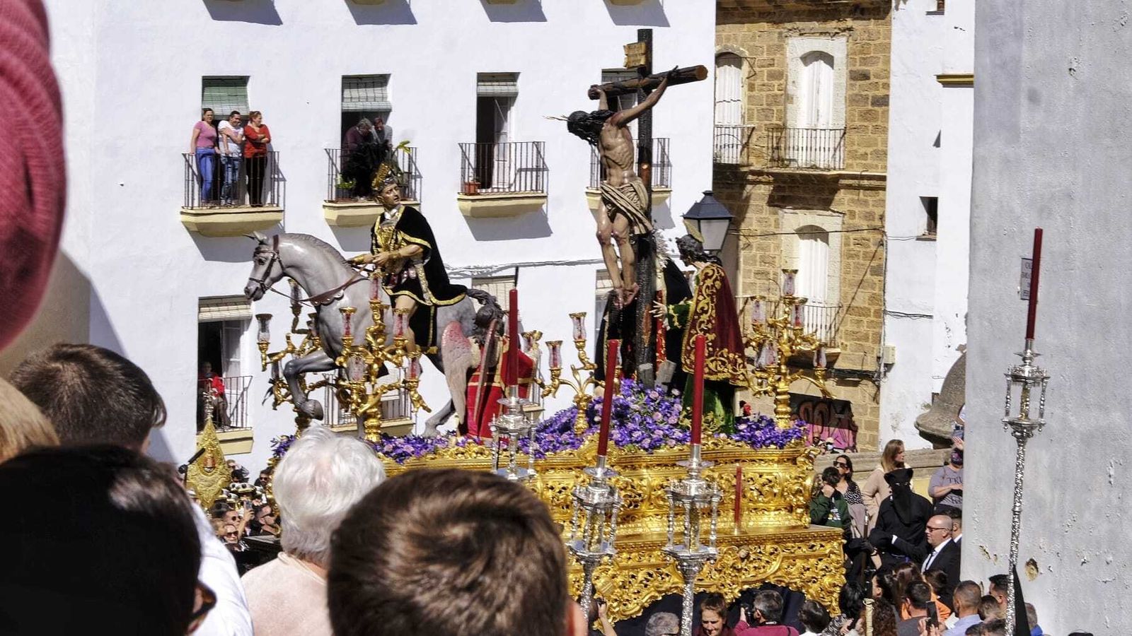 El Cristo de las Aguas, saliendo de Santa Cruz.
