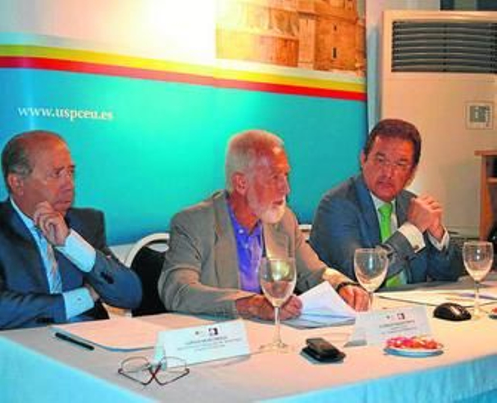 De izq. a drcha: Leopoldo Seijas, José Ignacio Prieto y Gaspar Garrote.