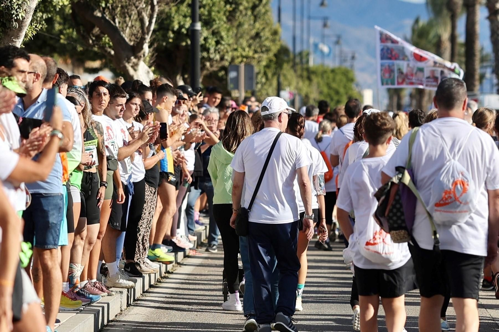 Las fotos de la Carrera Solidaria No Más Suicidios en Torremolinos