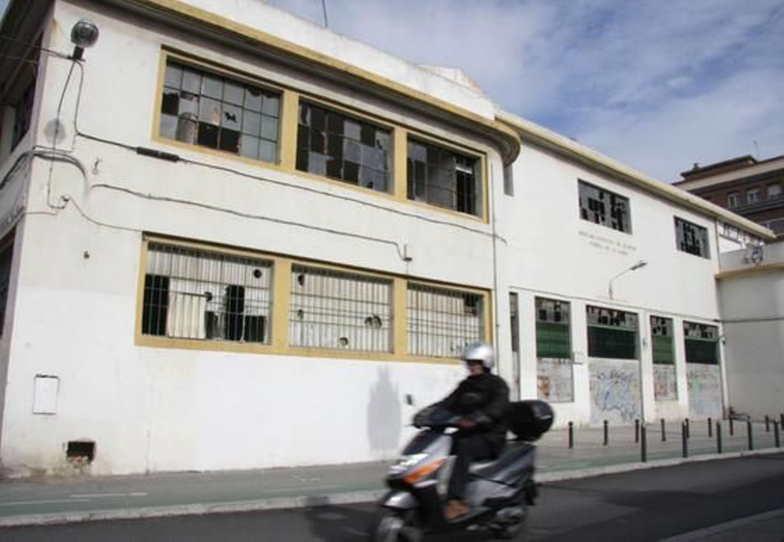 Otra de las fachadas del edificio de la Puerta de la Carne.

Foto: B. Vargas