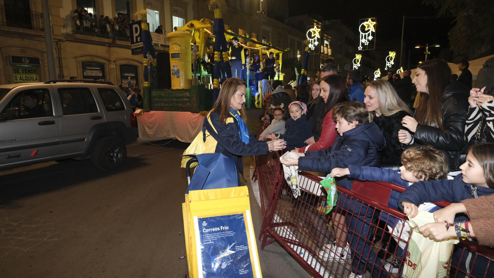 Imágenes de la Cabalgata de los Reyes Magos en Almería