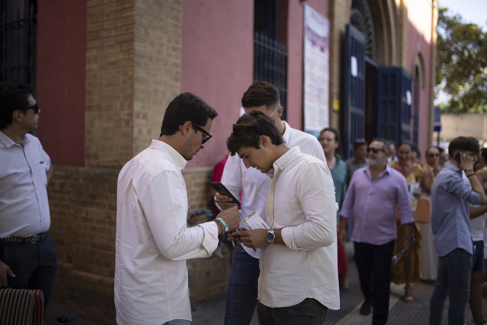 Colombinas 2023: Imágenes del ambiente en la Plaza de Toros en el festejo del viernes