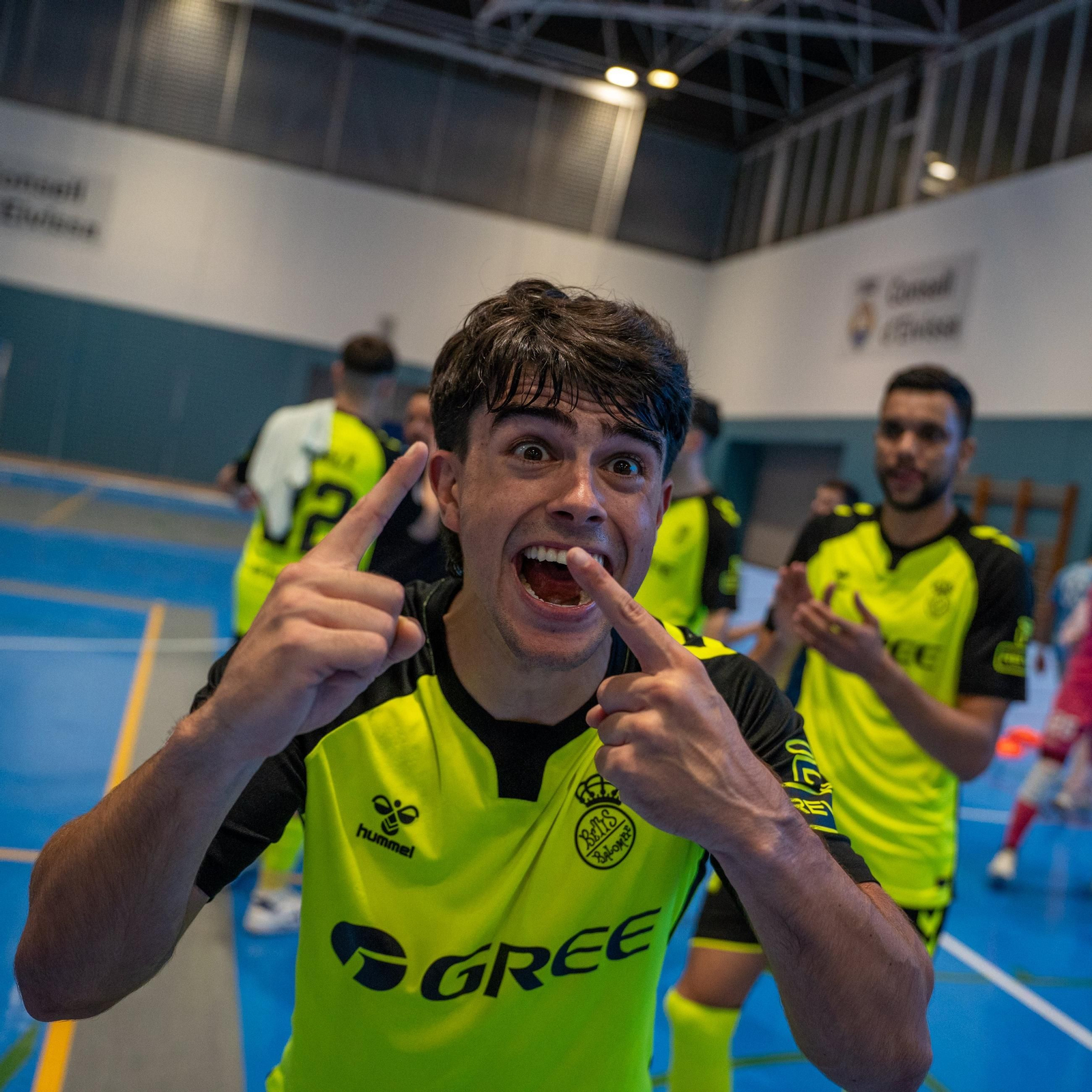 Un homenaje a la corta e intensa trayectoria del Betis Futsal, en imágenes