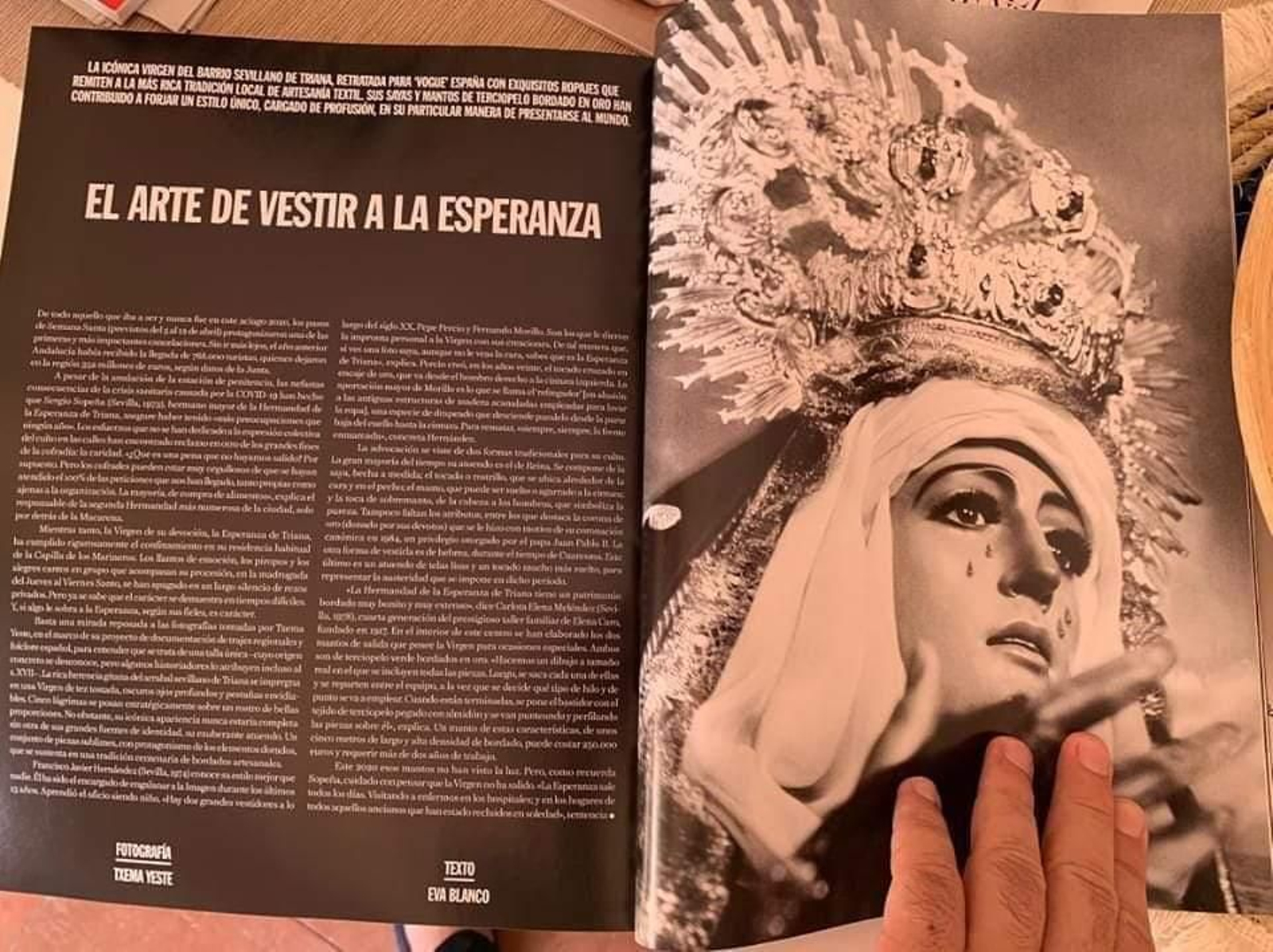 Reportaje que la revista Vogue le dedica a la Esperanza de Triana.