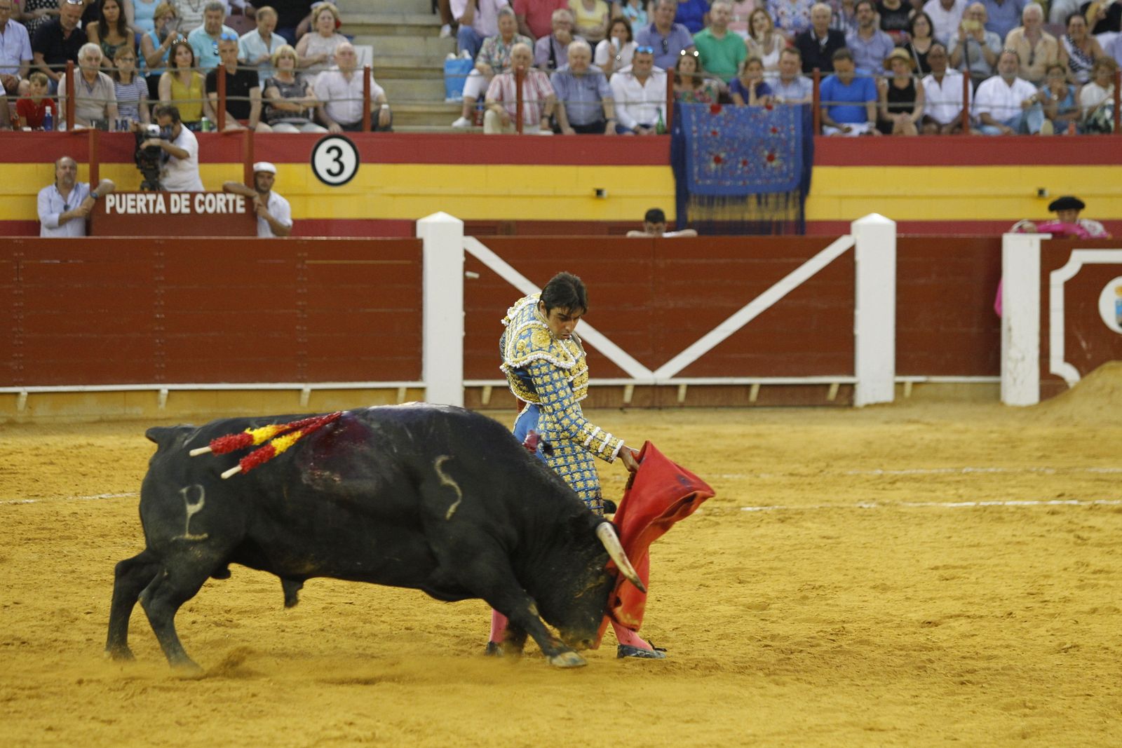 Fotogalería corrida toros Feria Santa Ana-Roquetas de Mar-El Juli-Perera-Aguado